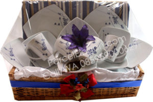 Jual Parcel Lebaran Dinner Set di danau sunter Jakarta utara 085959000629 kode: DB 10