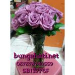 Kado Valentine Bunga vas mawar ungu 085959000629